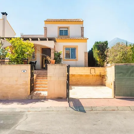 Velo W/ A/c, Free Wi-fi & Pool Near Benidorm